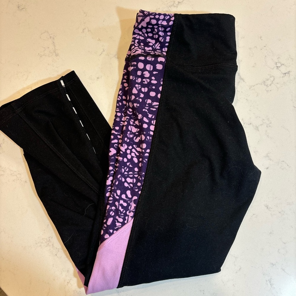 Cropped workout leggings